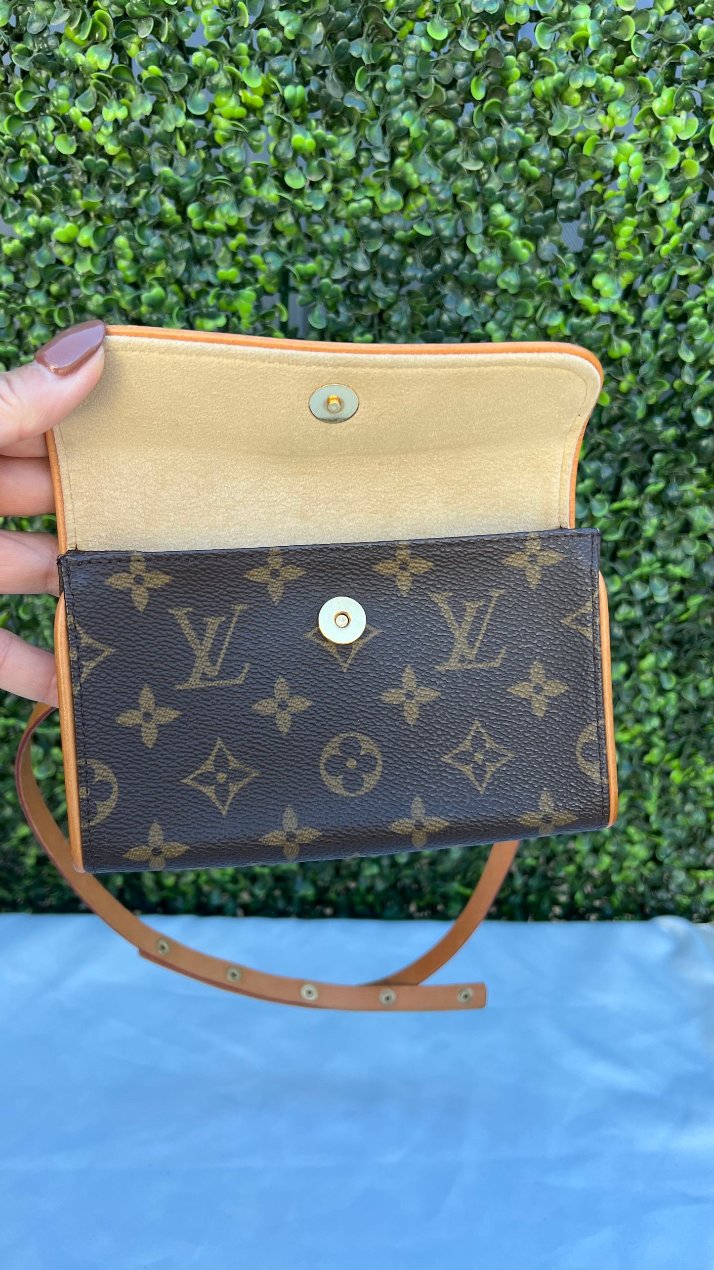 Florentine Pochette Bag Monogram Canvas