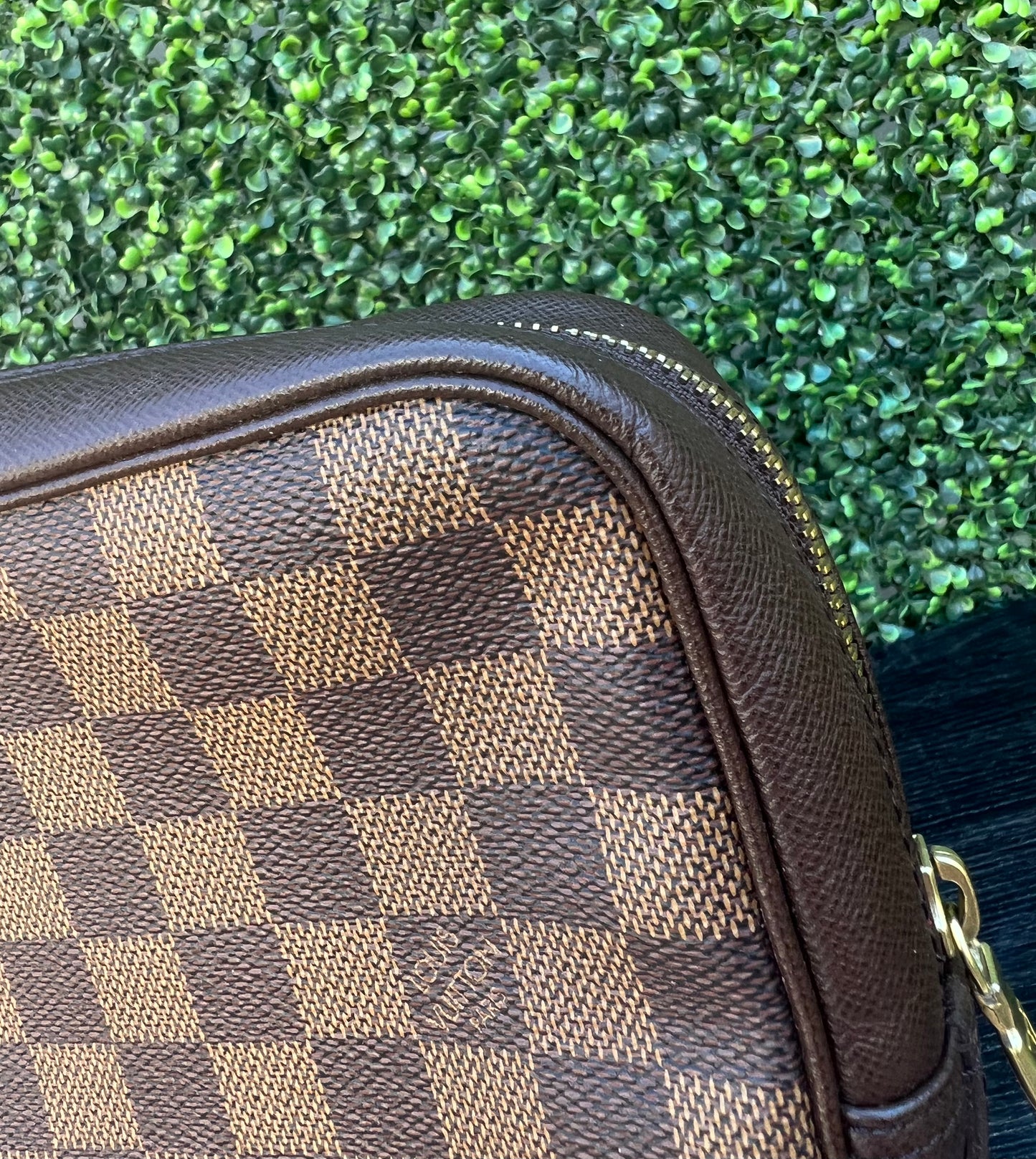 Toiletry Damier Pouch GM