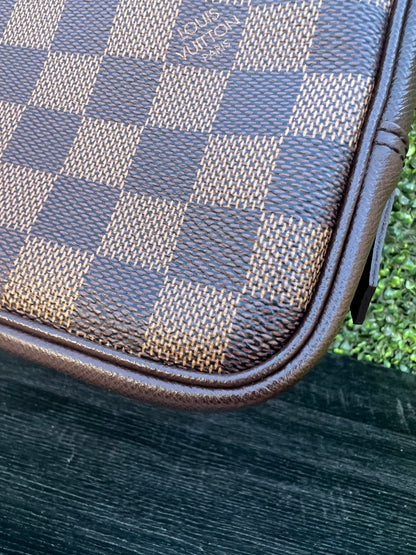 Toiletry Damier Pouch GM