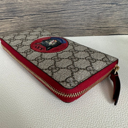 Mystic Cat GG Supreme Zip Around Wallet Beige