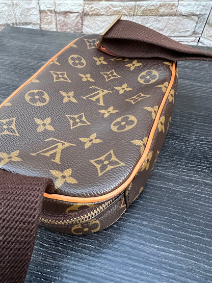 Pochette Gange Monogram Belt Bag