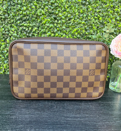 Toiletry Damier Pouch GM