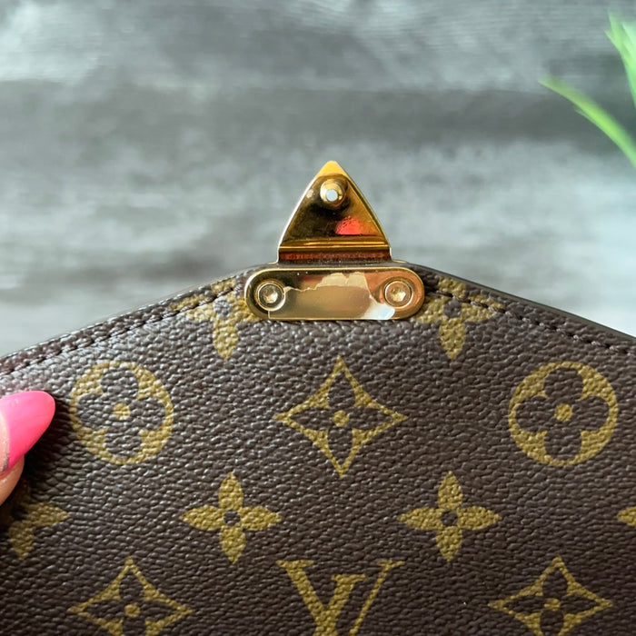 Authentic Preowned Louis Vuitton Pochette Metis– Pom's ReLuxed